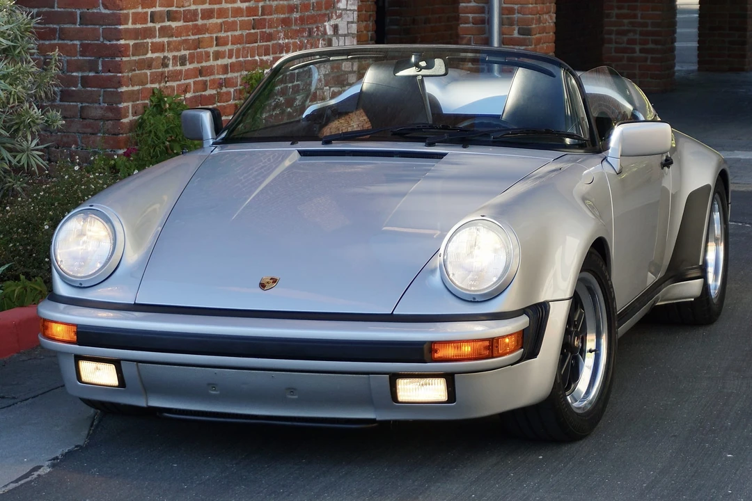 1989 Porsche 911 Carrera 3.2 - Image 8 of 31