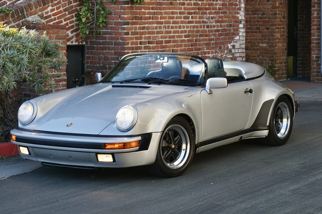 1989 Porsche 911 Carrera 3.2 - Image 6 of 31