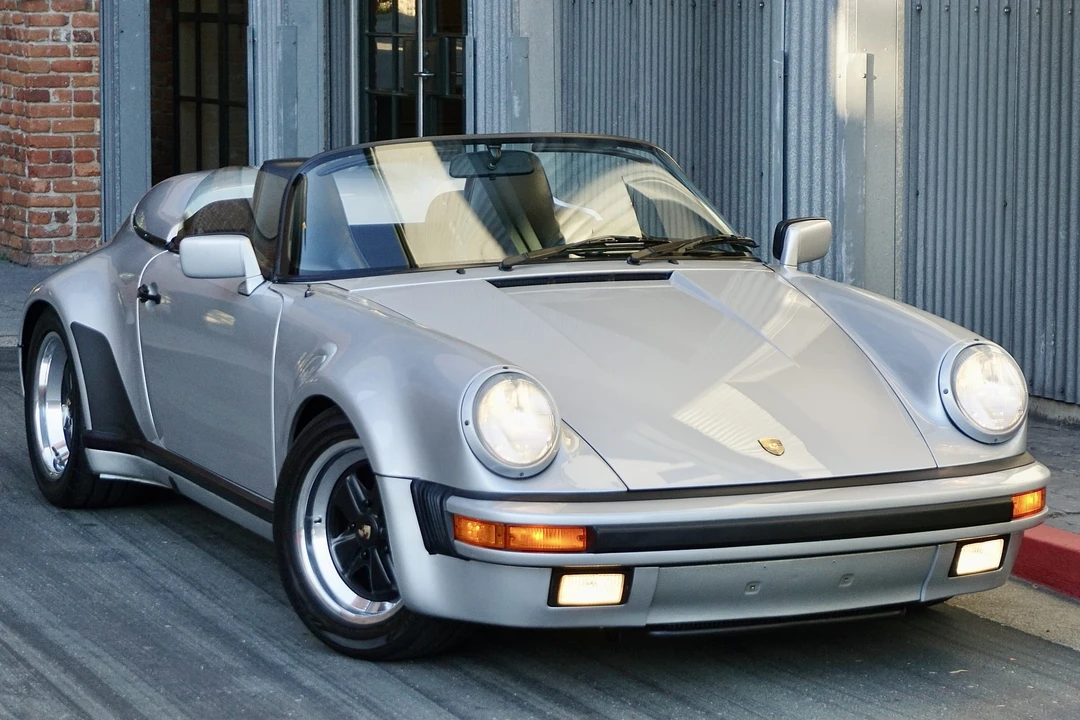 1989 Porsche 911 Carrera 3.2 - Image 17 of 31