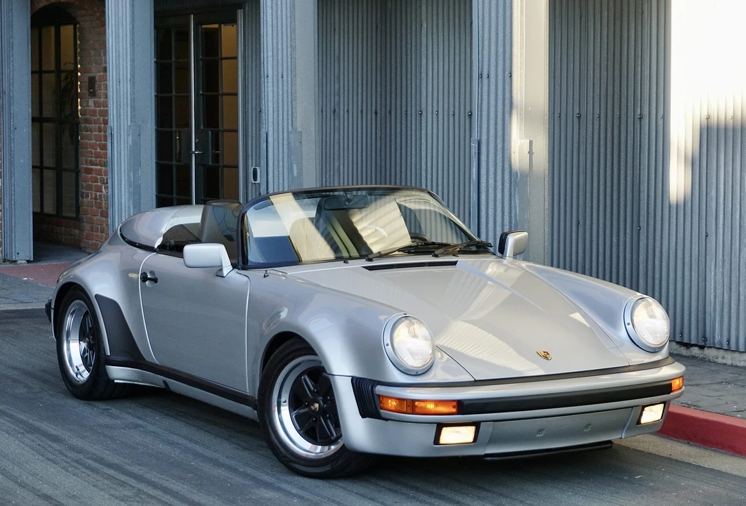 1989 Porsche 911 Carrera 3.2 - Image 22 of 31