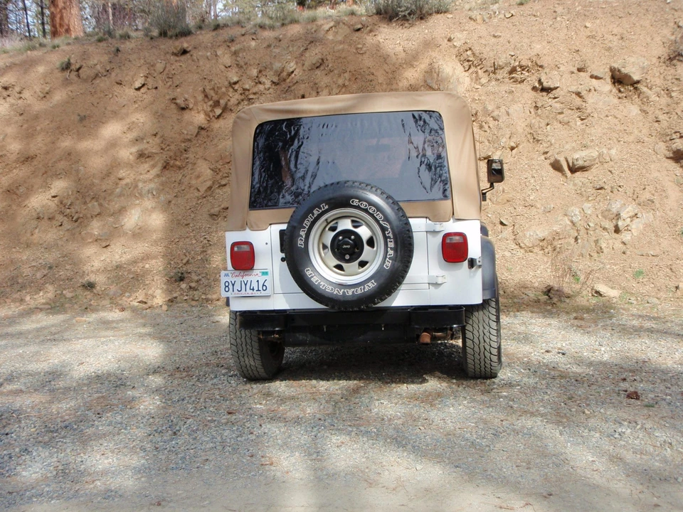 1990 Jeep YJ Wrangler - Image 7 of 31