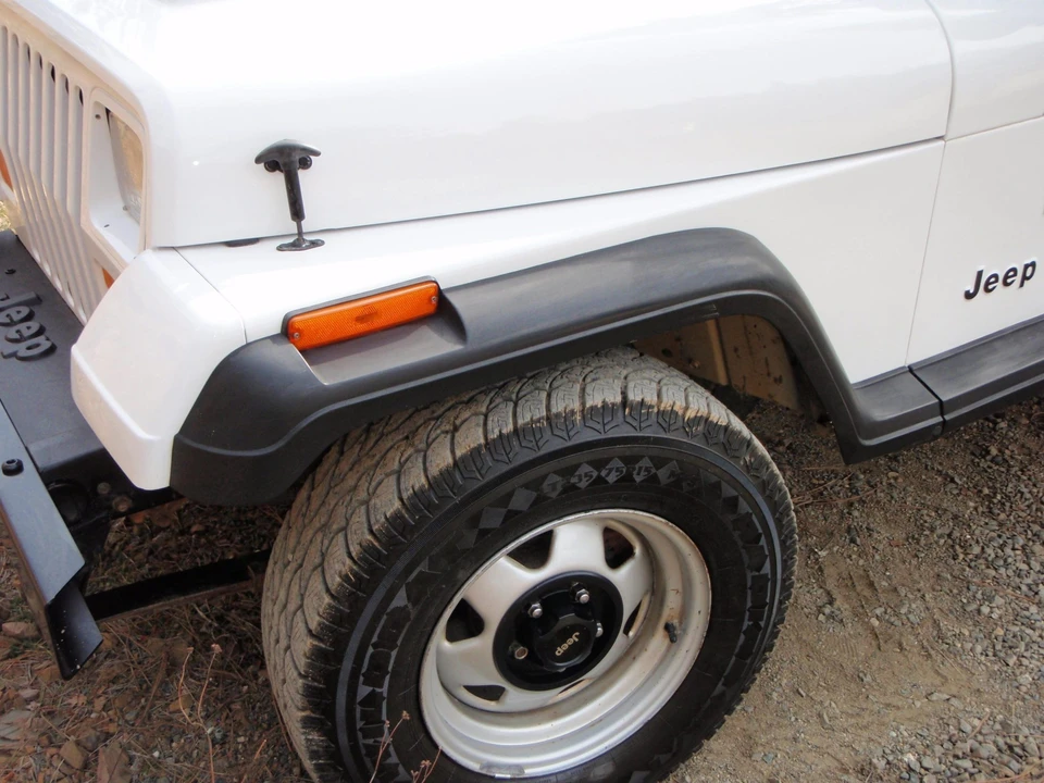 1990 Jeep YJ Wrangler - Image 31 of 31