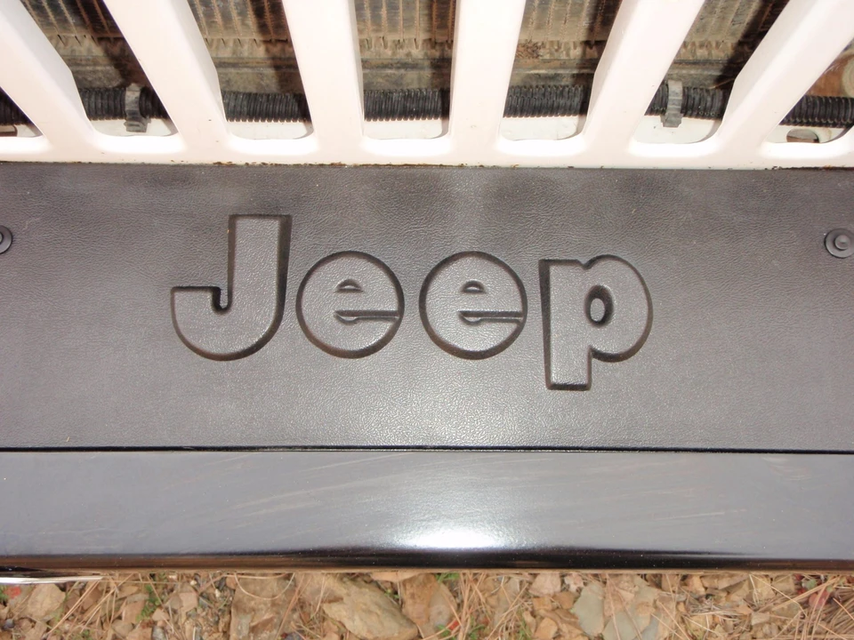 1990 Jeep YJ Wrangler - Image 15 of 31