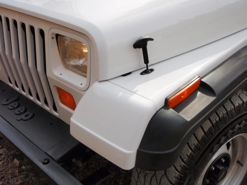 1990 Jeep YJ Wrangler - Image 30 of 31