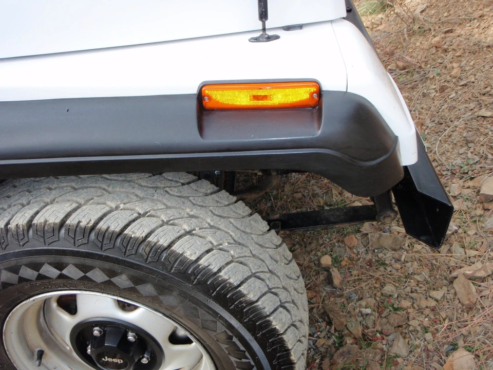 1990 Jeep YJ Wrangler - Image 18 of 31