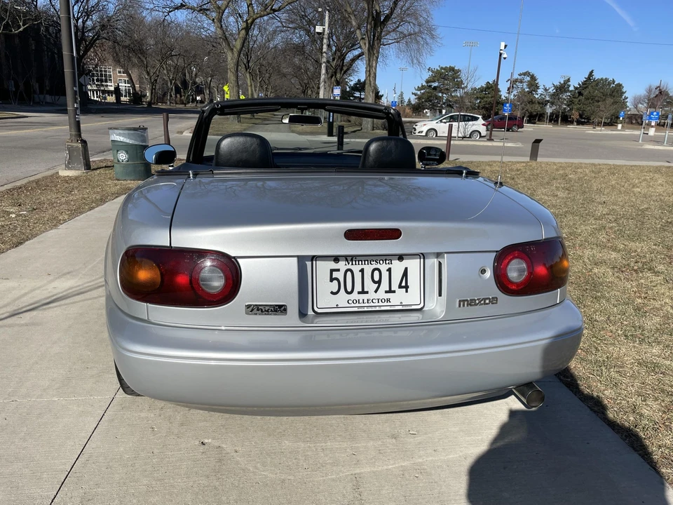 1990 Mazda NA MX-5 Miata - Image 9 of 31