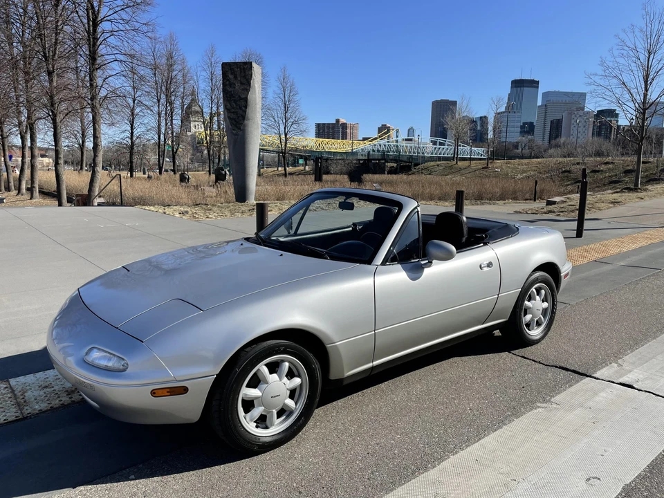 1990 Mazda NA MX-5 Miata - Image 4 of 31