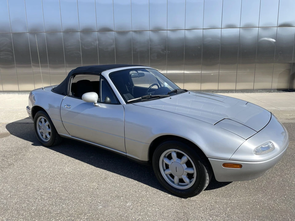 1990 Mazda NA MX-5 Miata - Image 15 of 31