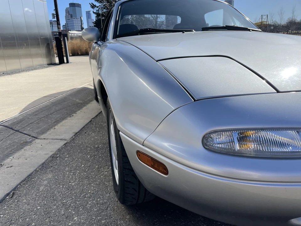 1990 Mazda NA MX-5 Miata - Image 23 of 31
