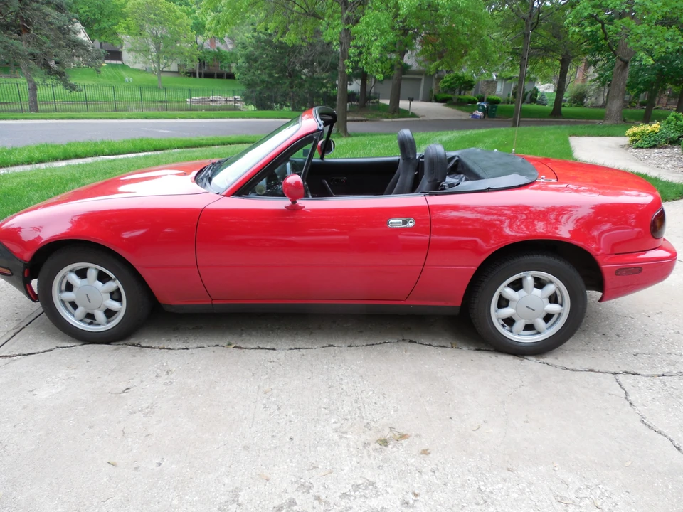 1990 Mazda NA MX-5 Miata - Image 8 of 31
