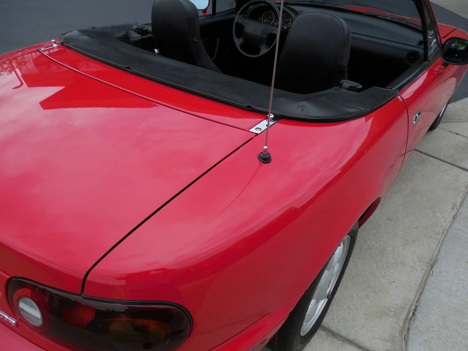 1990 Mazda NA MX-5 Miata - Image 18 of 31