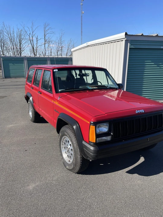 1991 Jeep XJ Cherokee - Image 6 of 31