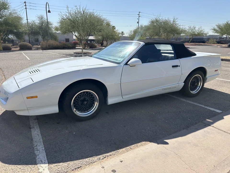 1991 Pontiac Firebird Trans Am 3rd Gen - Image 2 of 31