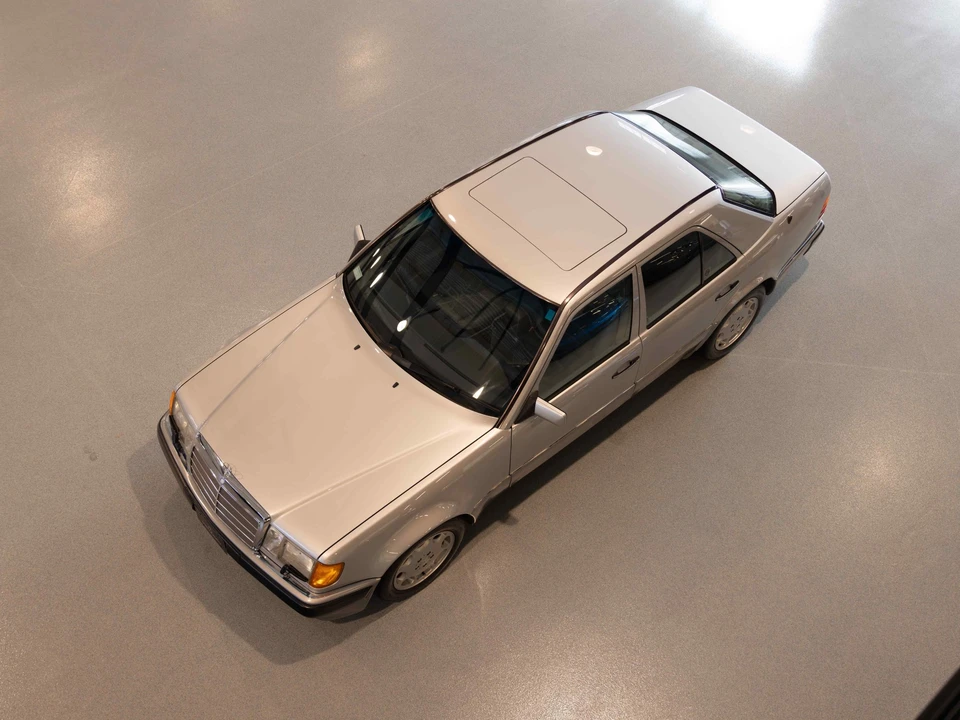1992 Mercedes-Benz 500E & E500 - Image 12 of 31