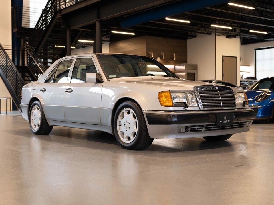 1992 Mercedes-Benz 500E & E500 - Image 9 of 31