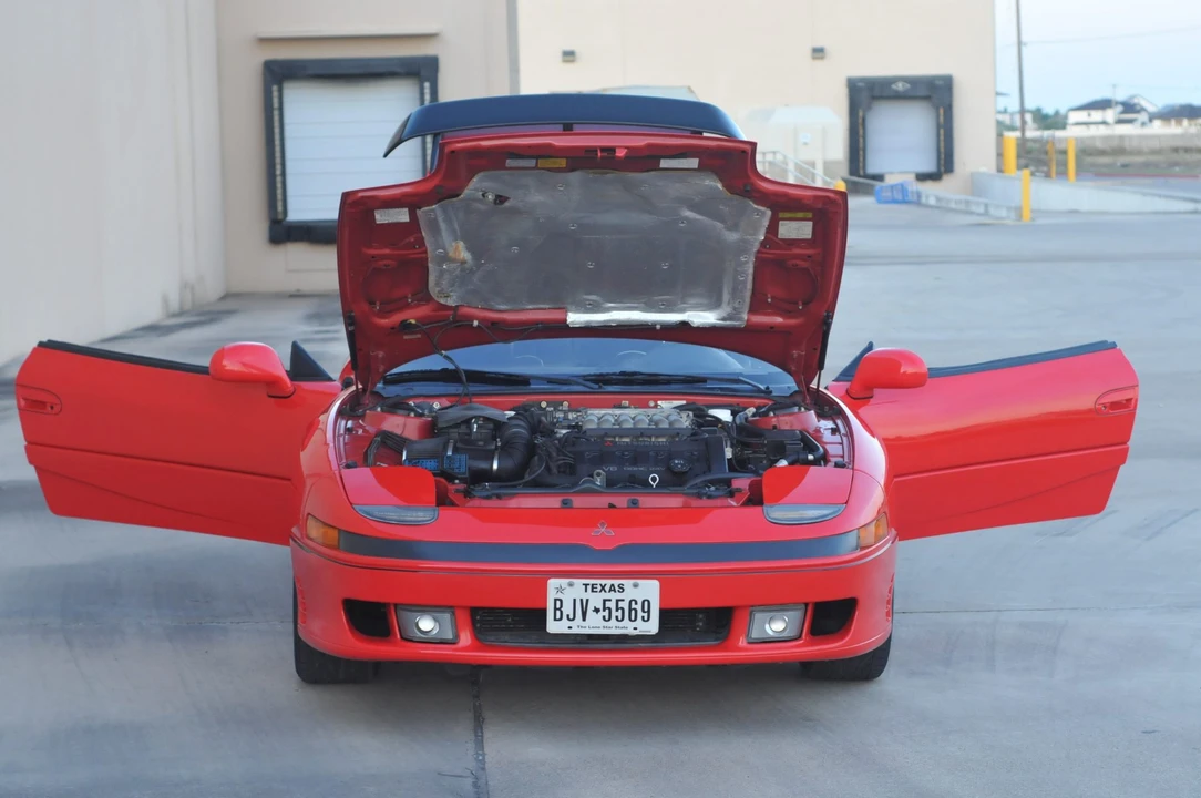 1992 Mitsubishi 3000GT Series 1 - Image 25 of 31