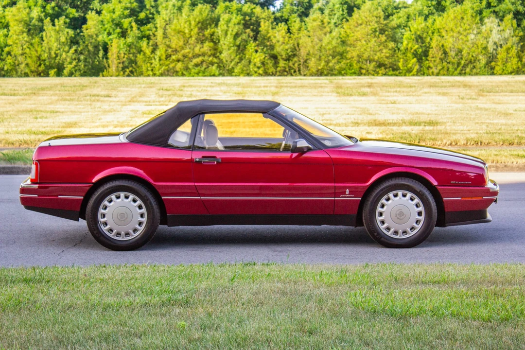 1993 Cadillac Allante - Image 7 of 31