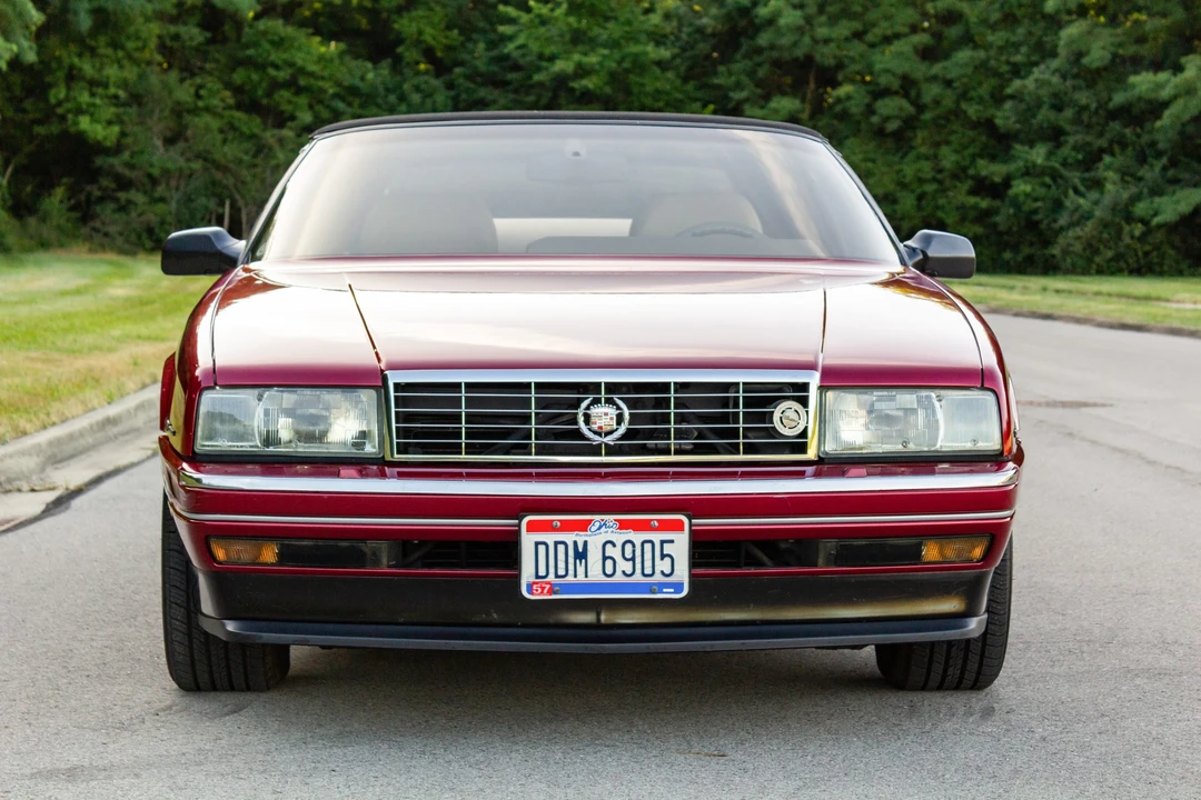 1993 Cadillac Allante - Image 9 of 31