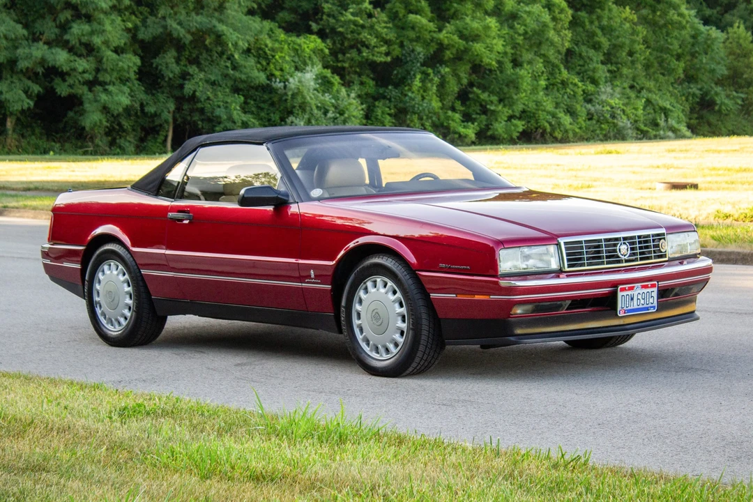 1993 Cadillac Allante - Image 8 of 31