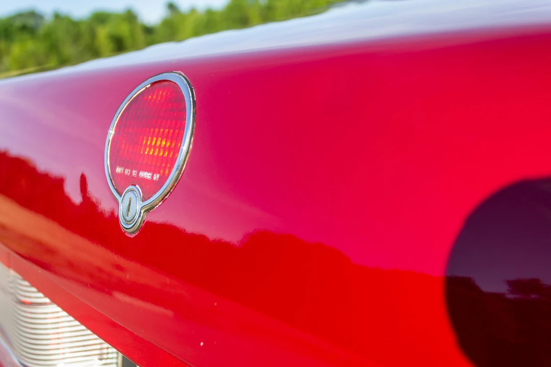 1993 Cadillac Allante - Image 25 of 31