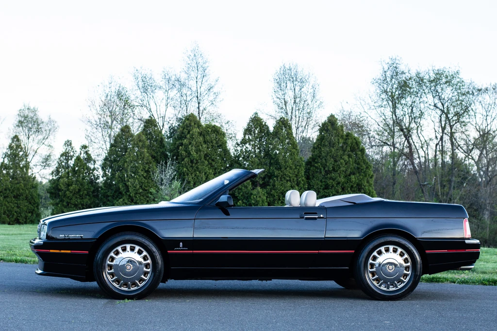 1993 Cadillac Allante - Image 18 of 31
