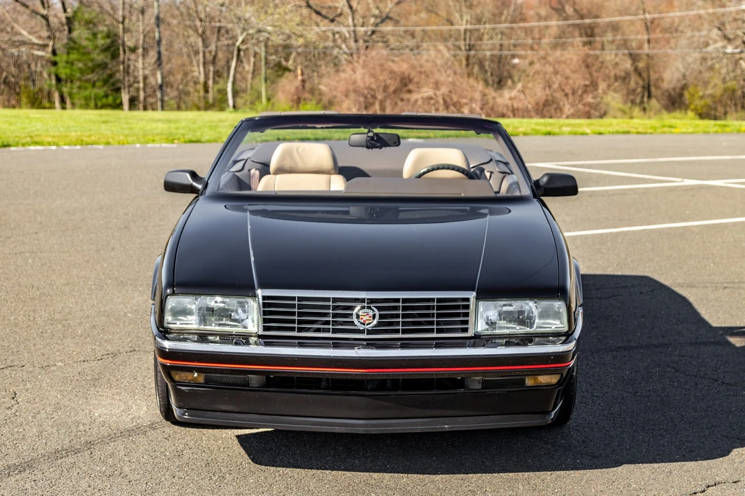 1993 Cadillac Allante - Image 11 of 31