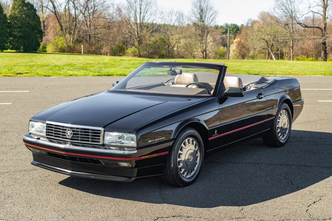 1993 Cadillac Allante - Image 13 of 31