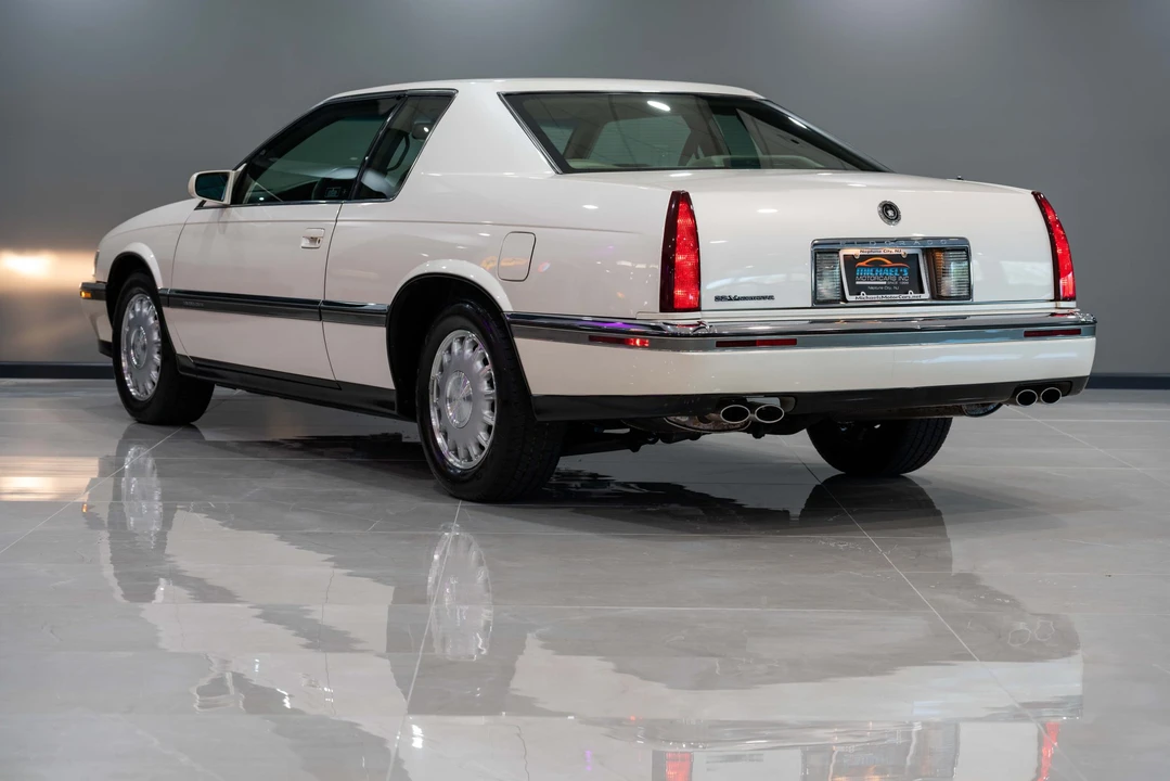 1993 Cadillac Eldorado 12th Gen - Image 13 of 31