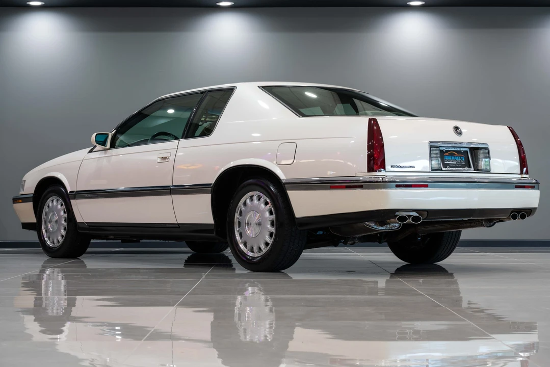 1993 Cadillac Eldorado 12th Gen - Image 14 of 31