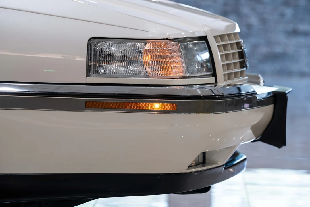 1993 Cadillac Eldorado 12th Gen - Image 23 of 31