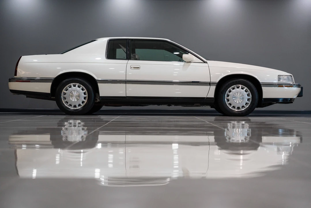 1993 Cadillac Eldorado 12th Gen - Image 9 of 31