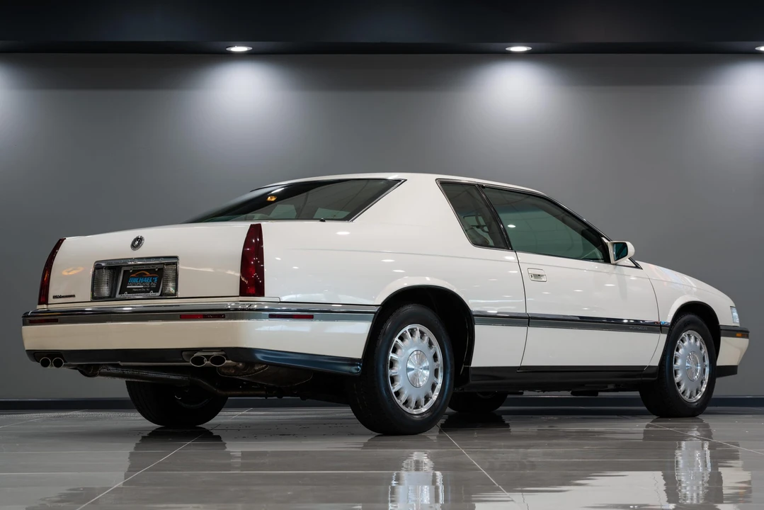 1993 Cadillac Eldorado 12th Gen - Image 11 of 31