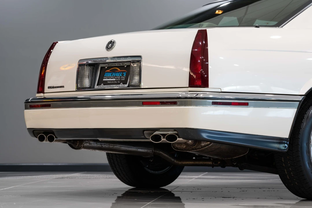 1993 Cadillac Eldorado 12th Gen - Image 17 of 31