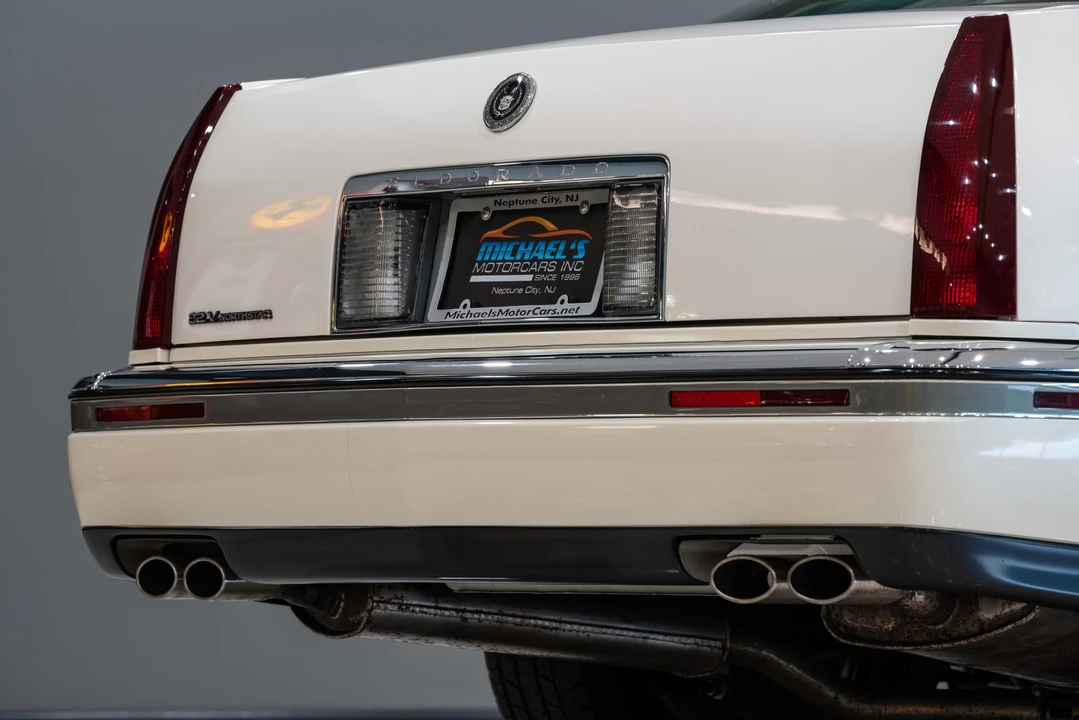 1993 Cadillac Eldorado 12th Gen - Image 16 of 31