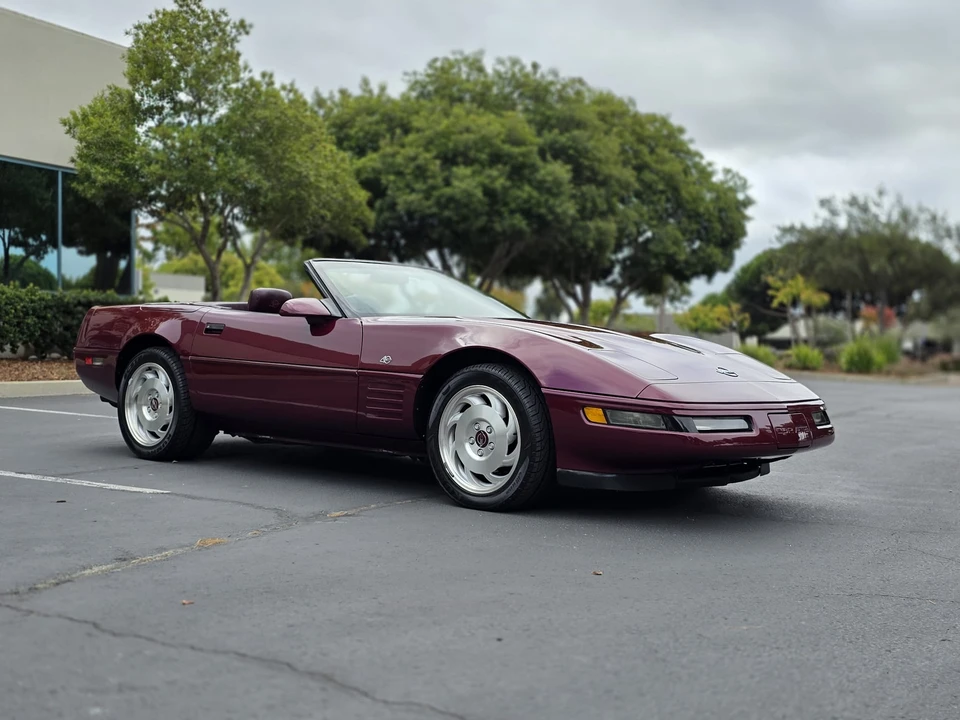 1993 Chevrolet Corvette C4 - Image 18 of 31