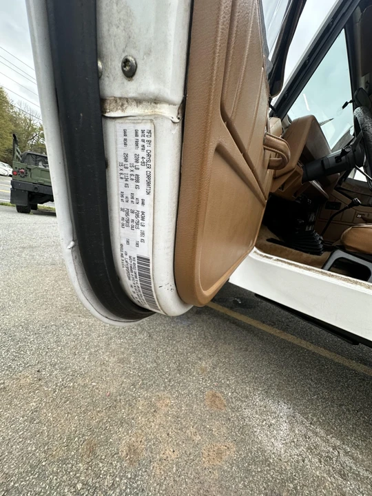 1993 Jeep YJ Wrangler - Image 14 of 31