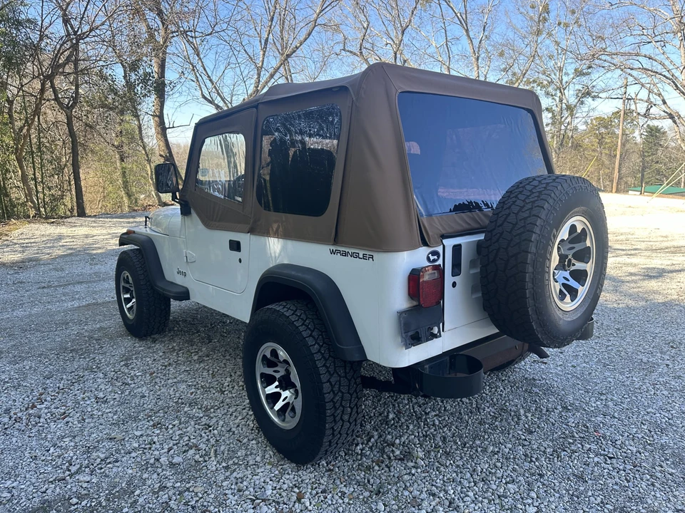 1993 Jeep YJ Wrangler - Image 4 of 31