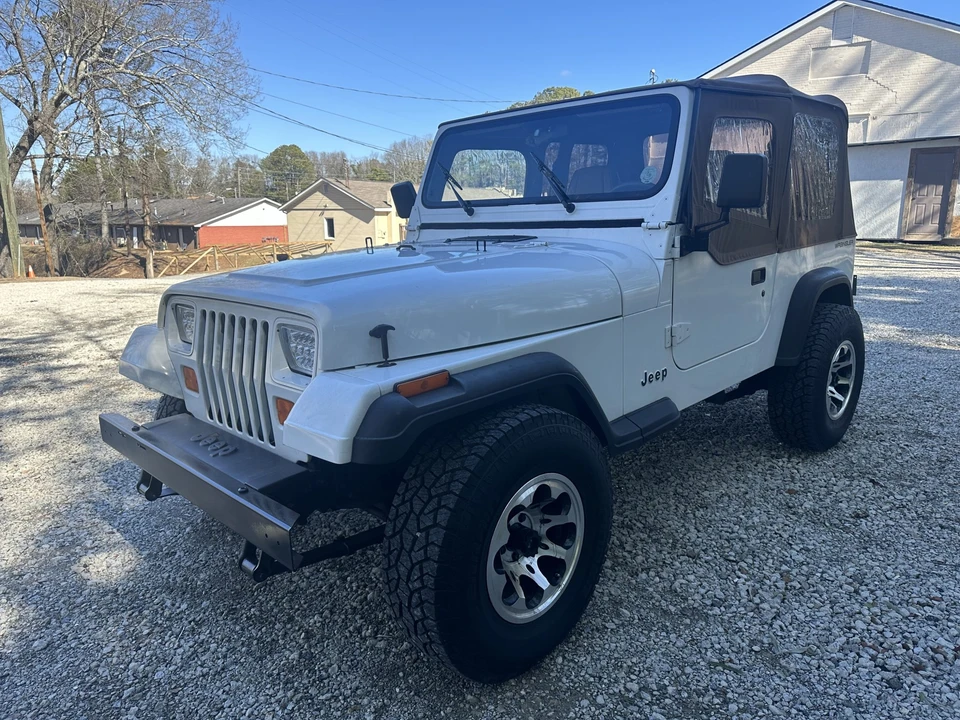 1993 Jeep YJ Wrangler - Image 2 of 31