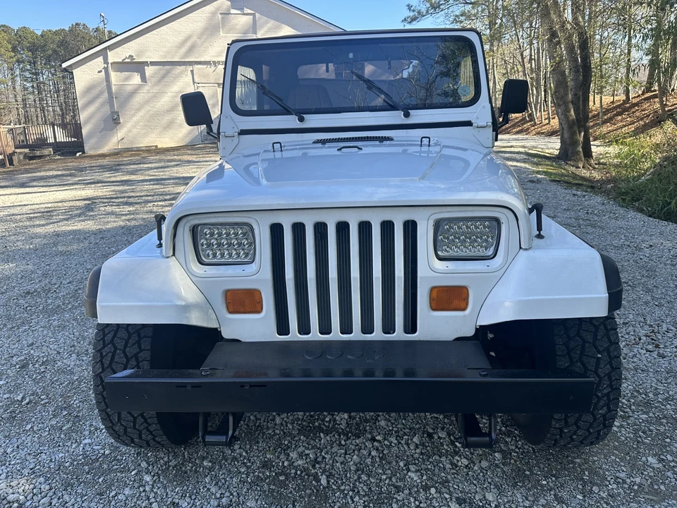 1993 Jeep YJ Wrangler - Image 9 of 31