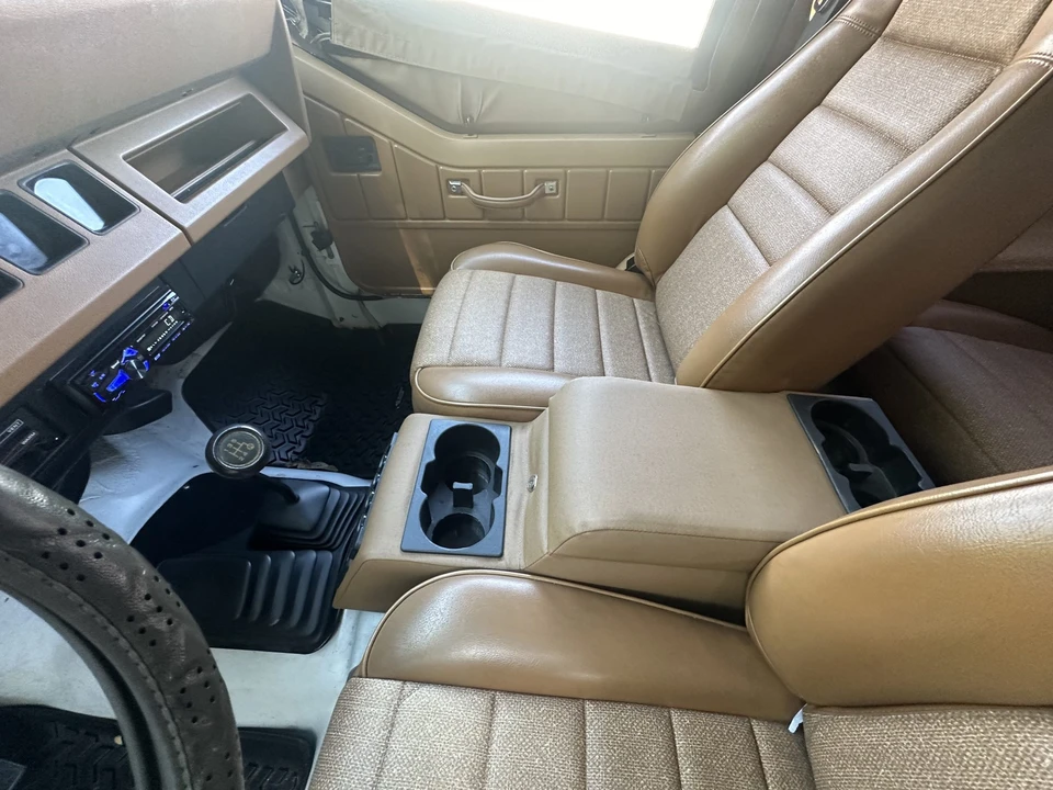 1993 Jeep YJ Wrangler - Image 25 of 31