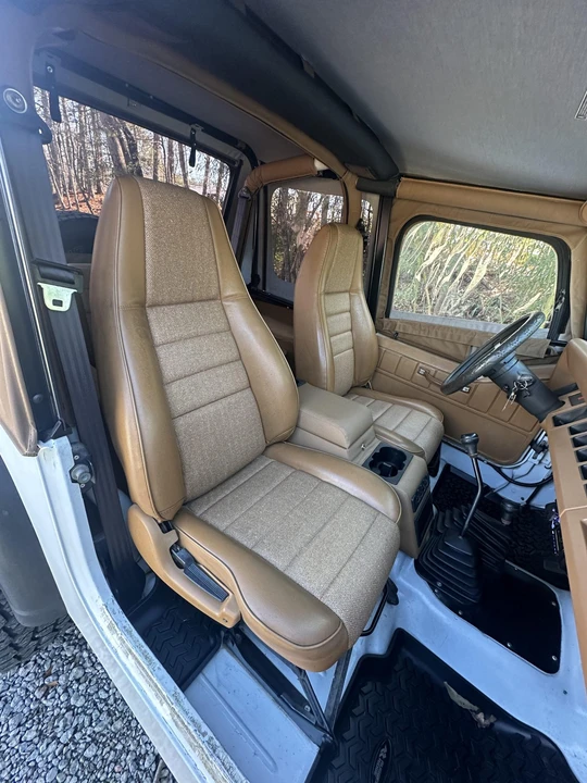 1993 Jeep YJ Wrangler - Image 18 of 31