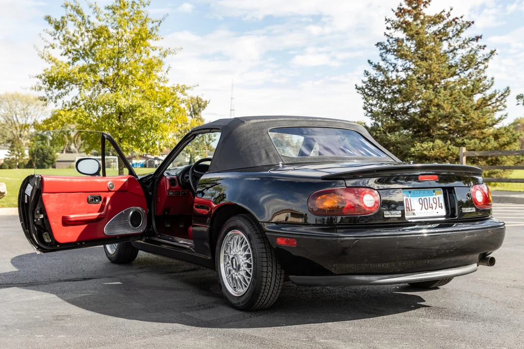 1993 Mazda NA MX-5 Miata - Image 19 of 31