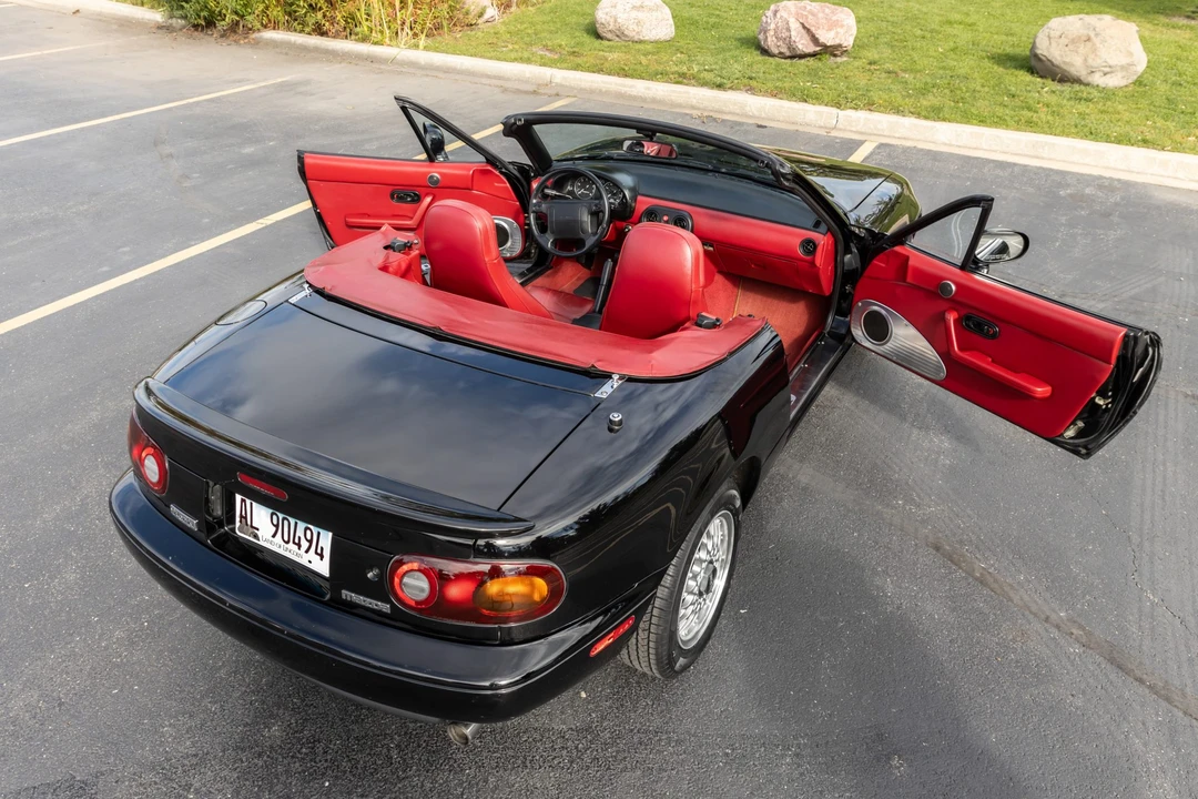 1993 Mazda NA MX-5 Miata - Image 23 of 31