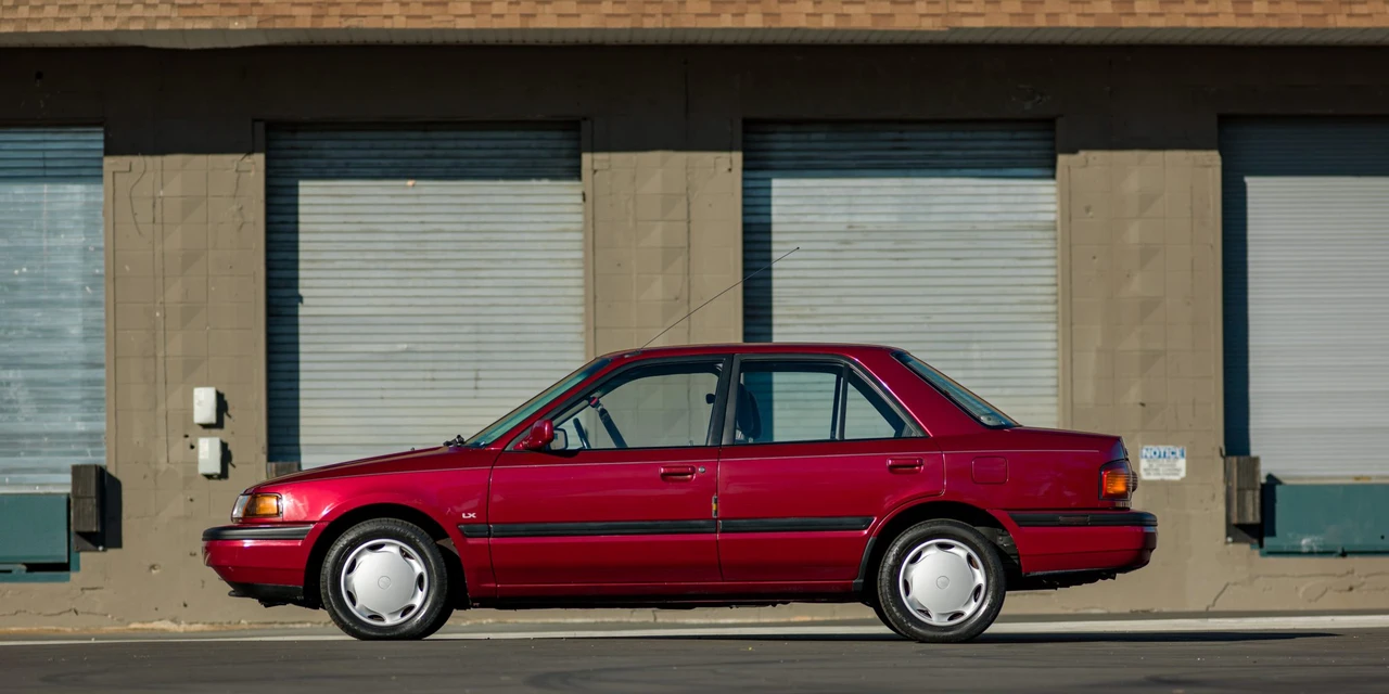 1993 Mazda Protege 6th Gen - Image 10 of 31