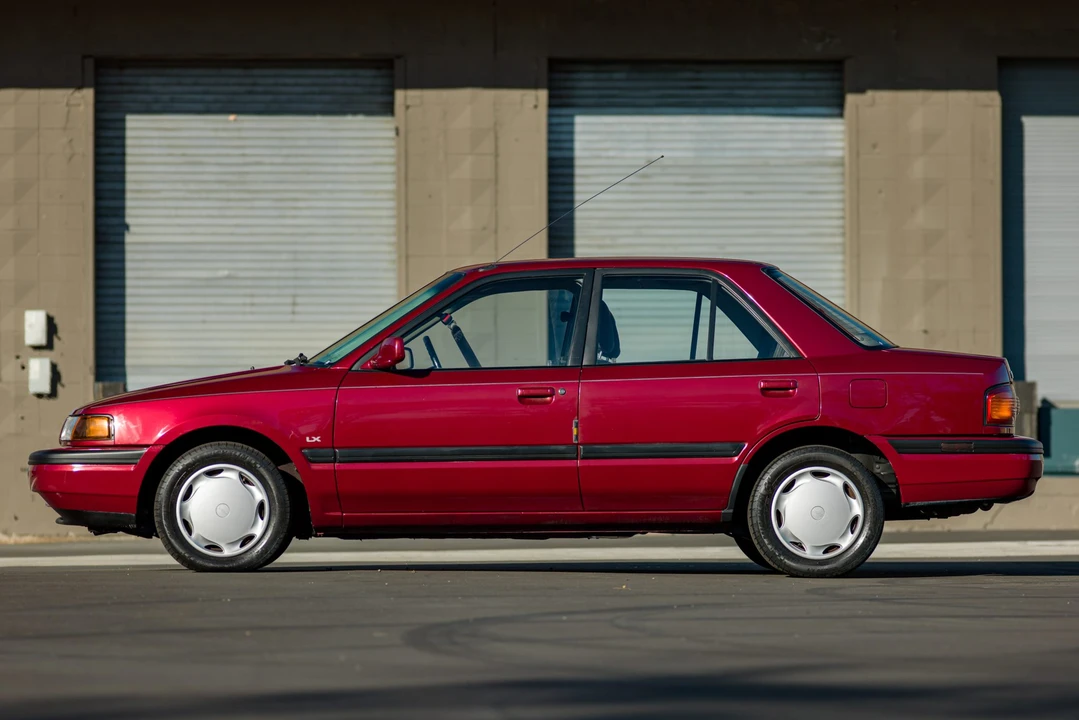 1993 Mazda Protege 6th Gen - Image 12 of 31