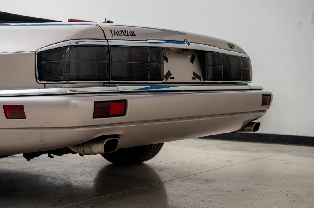 1994 Jaguar XJS Convertible - Image 14 of 31