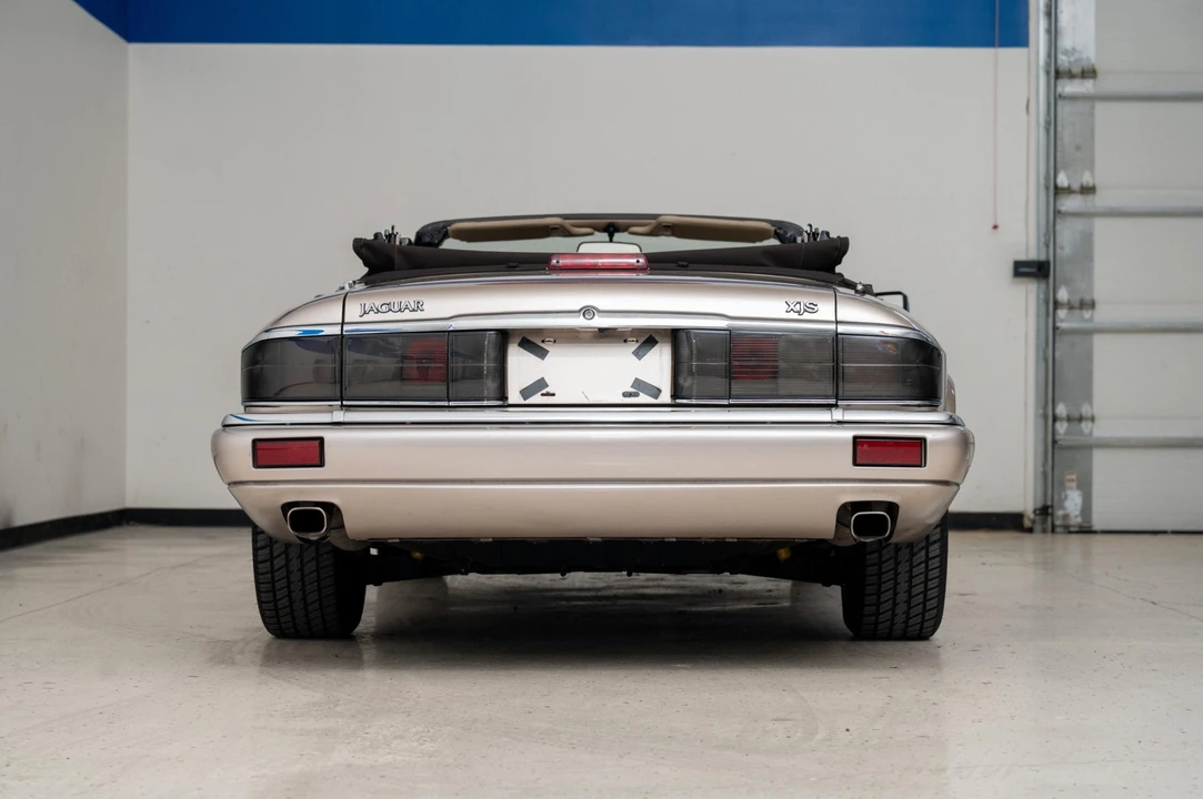 1994 Jaguar XJS Convertible - Image 5 of 31