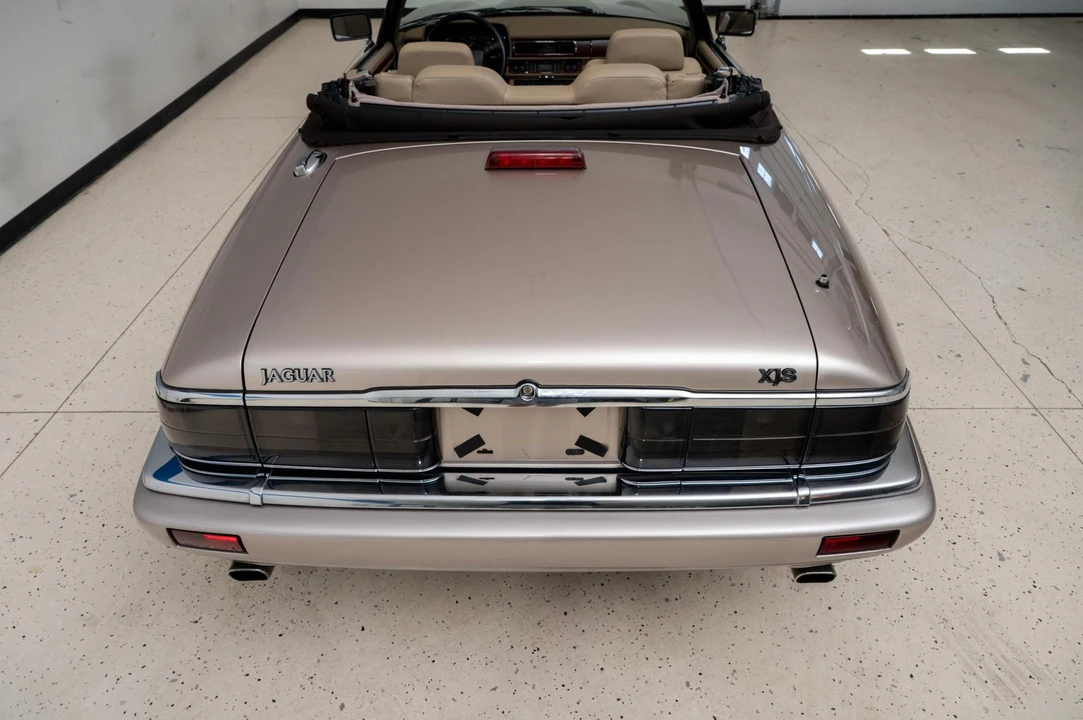 1994 Jaguar XJS Convertible - Image 15 of 31