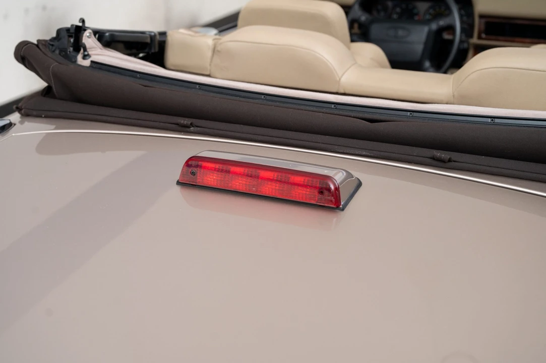 1994 Jaguar XJS Convertible - Image 22 of 31