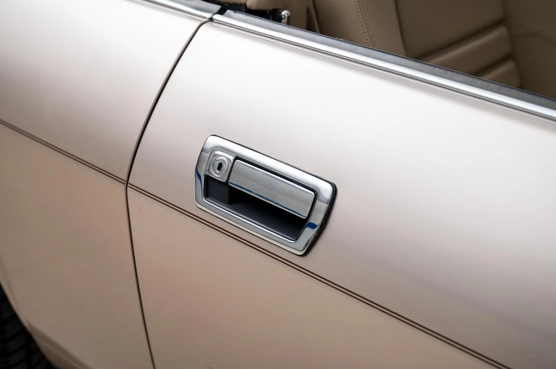 1994 Jaguar XJS Convertible - Image 27 of 31